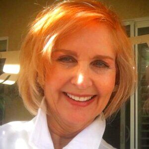 Meet your Posher, Deborah